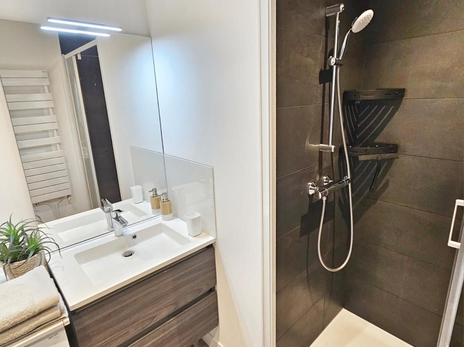 Апартаменти T2 Design Proche Gare/Intra-M/Sillon, Garage Prive Сен-Мало Екстер'єр фото